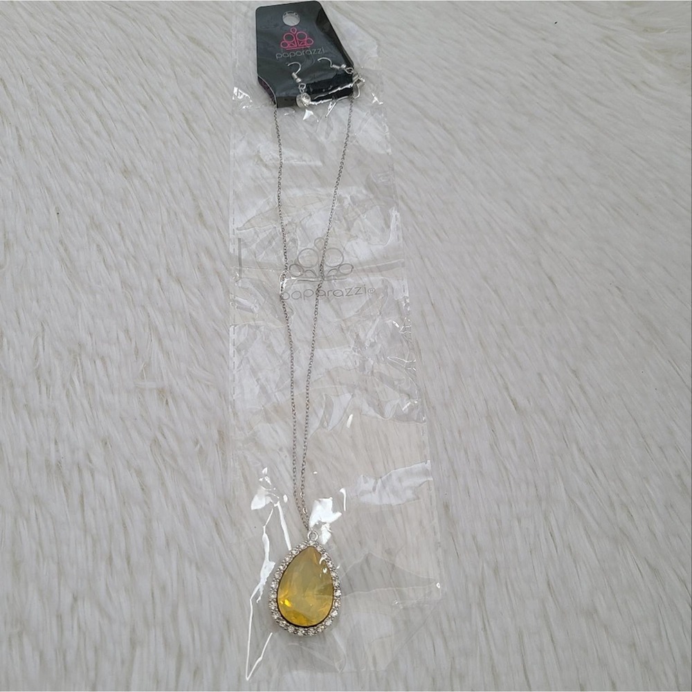 💙 Paparazzi Yellow Stone Necklace And Earrings Jewelry Set NWT (3 For $15]